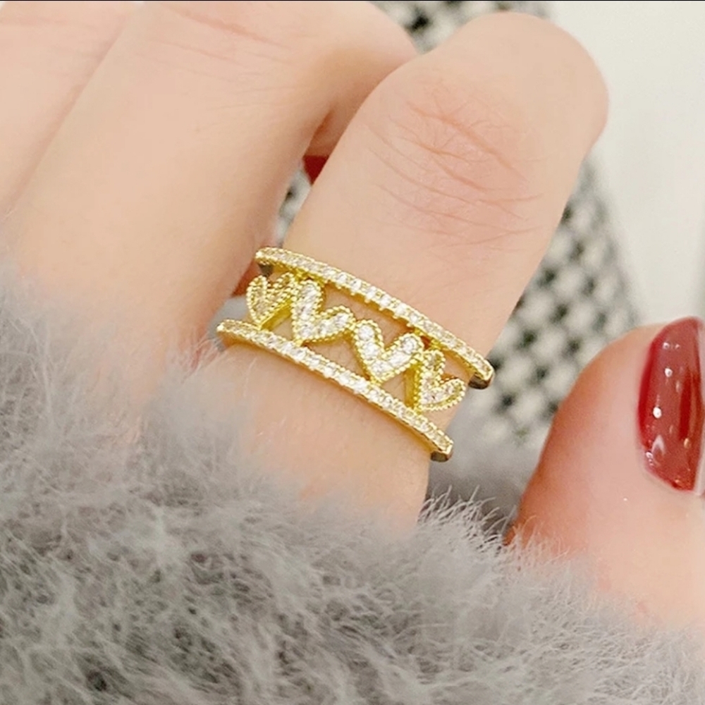 NEW 14K GOLD PLATED SKIP A BEAT RING
